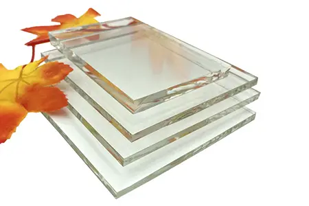 వైట్ గ్లాస్‌ను ఇన్‌స్టాల్ చేయడానికి కీలకమైన అంశాలు మరియు భద్రతా మార్గదర్శకాలను వివరిస్తోంది